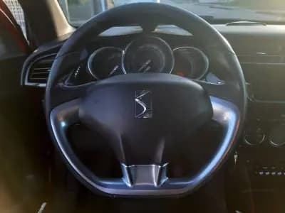 Vendo Citroën DS3 2010 - 8900 EUR, 175200 km - AUTO.MOTO.pt