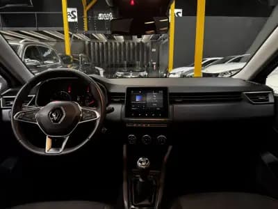 Vendo Renault Clio 2022 - 14990 EUR, 132900 km - AUTO.MOTO.pt