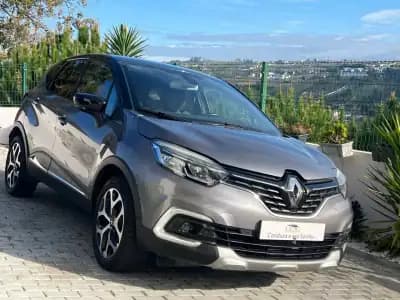 Vendo Renault Captur 2019 - 16990 EUR, 90898 km - AUTO.MOTO.pt