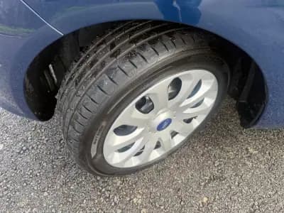 Vendo Ford Fiesta 2009 - 5990 EUR, 171000 km - AUTO.MOTO.pt