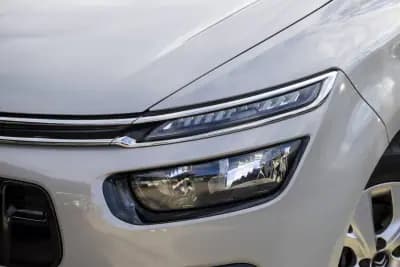 Sell Citroën C4 Picasso 2018 - 13900 EUR, 145077 km - AUTO.MOTO.pt