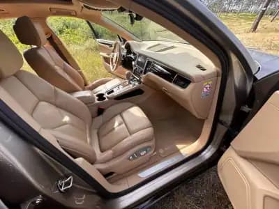 Vendo Porsche Macan 2016 - 42900 EUR, 145000 km - AUTO.MOTO.pt