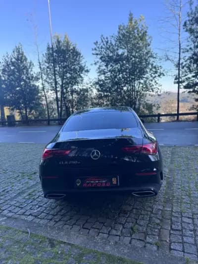Vendo Mercedes-Benz CLA 250 2021 - 29900 EUR, 107769 km - AUTO.MOTO.pt