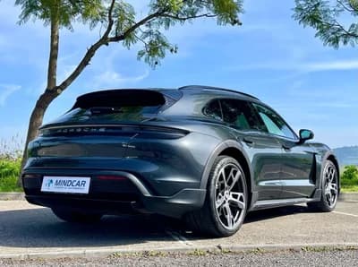 Sell Porsche Taycan Cross Turismo 2023 - 106480 EUR, 30000 km - AUTO.MOTO.pt