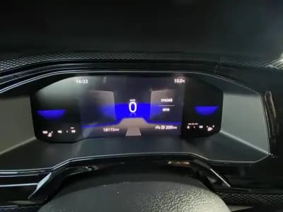 Vendo Volkswagen Taigo 2022 - 20900 EUR, 18158 km - AUTO.MOTO.pt