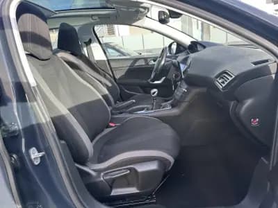 Sell Peugeot 308 SW 2016 - 8900 EUR, 200000 km - AUTO.MOTO.pt