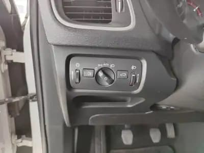 Vendo Volvo V40 2013 - 8350 EUR, 298100 km - AUTO.MOTO.pt