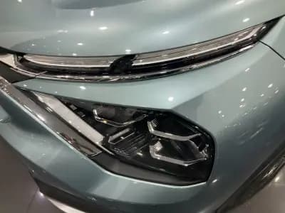 Vendo Citroën C4 2023 - 21500 EUR, 14397 km - AUTO.MOTO.pt