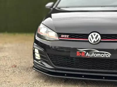 Vendo Volkswagen Golf 2019 - 27990 EUR, 110000 km - AUTO.MOTO.pt