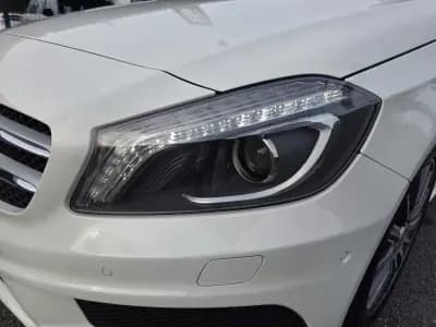 Vendo Mercedes-Benz A 180 2015 - 17990 EUR, 137000 km - AUTO.MOTO.pt