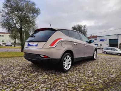 Vendo Lancia Delta 2009 - 5850 EUR, 166963 km - AUTO.MOTO.pt