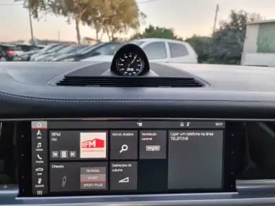 Vendo Porsche Panamera Sport Turismo 2018 - 84990 EUR, 147000 km - AUTO.MOTO.pt