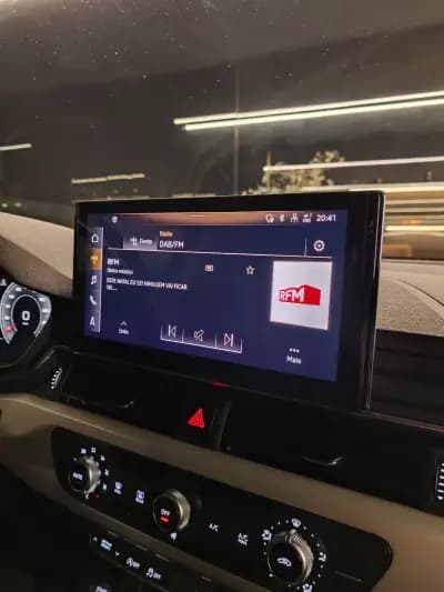 Sell Audi A4 Avant 2020 - 29500 EUR, 113000 km - AUTO.MOTO.pt