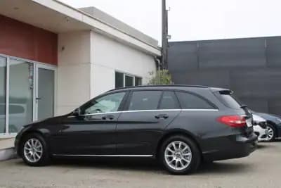 Vendo Mercedes-Benz C 200 2020 - 22990 EUR, 173000 km - AUTO.MOTO.pt