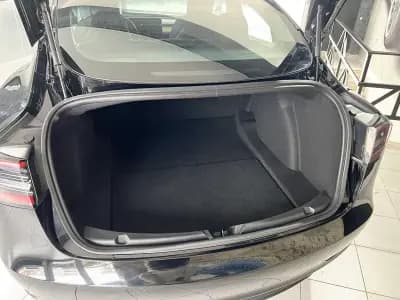 Vendo Tesla Model 3 2020 - 29700 EUR, 64646 km - AUTO.MOTO.pt