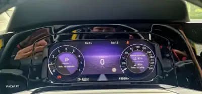 Vendo Volkswagen Golf 2021 - 18450 EUR, 93080 km - AUTO.MOTO.pt