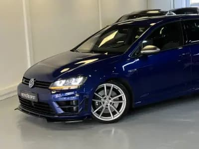 Vendo Volkswagen Golf 2016 - 26990 EUR, 127000 km - AUTO.MOTO.pt