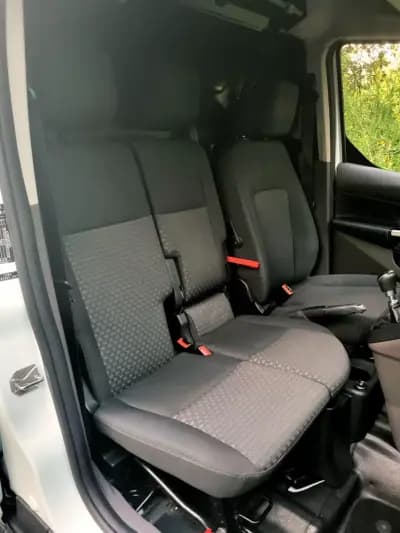 Sell Ford Transit Connect 2019 - 11990 EUR, 179000 km - AUTO.MOTO.pt