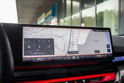 Vendo BMW i5 2023 - 79900 EUR, 17145 km - AUTO.MOTO.pt