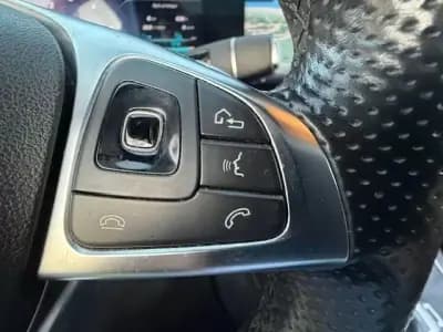 Sell Mercedes-Benz E 220 2017 - 31950 EUR, 241000 km - AUTO.MOTO.pt