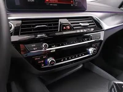 Sell BMW 620 Gran Turismo 2022 - 44900 EUR, 88000 km - AUTO.MOTO.pt