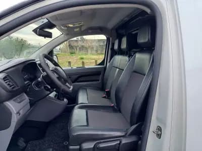 Vendo Peugeot Expert 2019 - 13990 EUR, 154840 km - AUTO.MOTO.pt