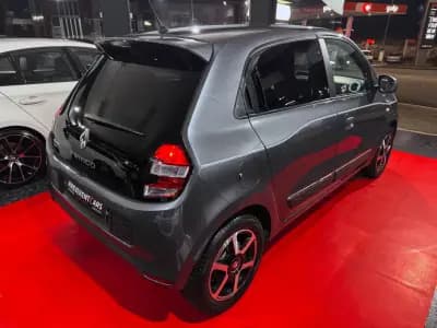 Vendo Renault Twingo 2019 - 12490 EUR, 58595 km - AUTO.MOTO.pt