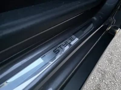 Sell Peugeot 2008 2016 - 12990 EUR, 160000 km - AUTO.MOTO.pt