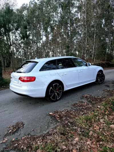 Vendo Audi A4 Avant 2014 - 16990 EUR, 167000 km - AUTO.MOTO.pt