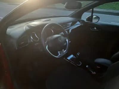 Vendo Citroën DS3 2010 - 8900 EUR, 175200 km - AUTO.MOTO.pt