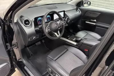 Vendo Mercedes-Benz GLA 250 2022 - 34950 EUR, 58115 km - AUTO.MOTO.pt