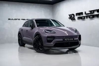 Vendo Porsche Macan 2025 - 88950 EUR, 14000 km - AUTO.MOTO.pt