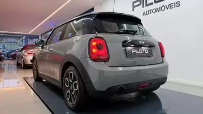 Vendo MINI Cooper 2014 - 11990 EUR, 116384 km - AUTO.MOTO.pt