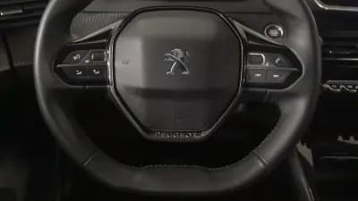 Vendo Peugeot e-208 2021 - 16350 EUR, 46000 km - AUTO.MOTO.pt