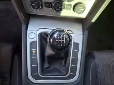 Sell Volkswagen Passat 2016 - 14500 EUR, 181600 km - AUTO.MOTO.pt