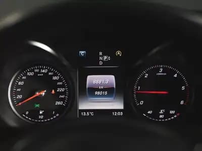 Sell Mercedes-Benz C 220 2015 - 25990 EUR, 98000 km - AUTO.MOTO.pt