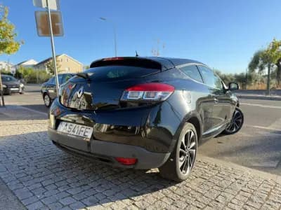 Sell Renault Mégane Coupe 2014 - 12900 EUR, 155557 km - AUTO.MOTO.pt