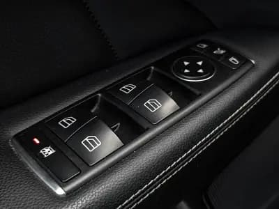 Sell Mercedes-Benz CLS 350 2013 - 26950 EUR, 199000 km - AUTO.MOTO.pt