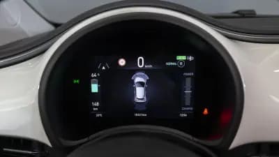 Vendo Fiat 500e C 2024 - 19900 EUR, 15000 km - AUTO.MOTO.pt