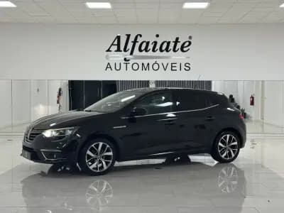 Sell Renault Mégane 2016 - 12990 EUR, 118000 km - AUTO.MOTO.pt