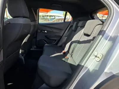 Vendo Peugeot 2008 2023 - 19450 EUR, 68870 km - AUTO.MOTO.pt