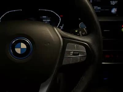 Vendo BMW iX3 2021 - 32990 EUR, 95700 km - AUTO.MOTO.pt