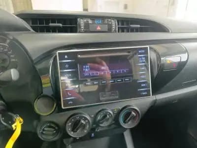 Sell Toyota Hilux 2018 - 31500 EUR, 120000 km - AUTO.MOTO.pt