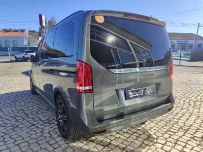 Sell Mercedes-Benz V 300 2020 - 52000 EUR, 120000 km - AUTO.MOTO.pt
