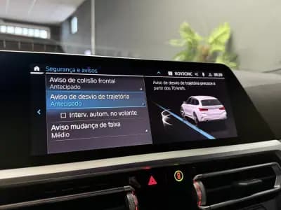 Vendo BMW 330e 2021 - 32490 EUR, 152987 km - AUTO.MOTO.pt