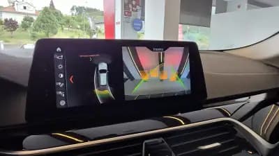 Vendo BMW 520 2018 - 23900 EUR, 284762 km - AUTO.MOTO.pt