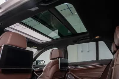 Vendo BMW 550 2019 - 65950 EUR, 141950 km - AUTO.MOTO.pt