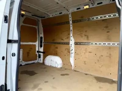 Vendo Opel Movano 2021 - 21950 EUR, 108000 km - AUTO.MOTO.pt