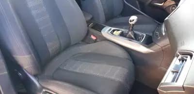 Vendo Peugeot 308 2016 - 10990 EUR, 162027 km - AUTO.MOTO.pt