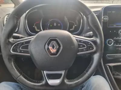 Sell Renault Grand Scénic 2019 - 10900 EUR, 265000 km - AUTO.MOTO.pt